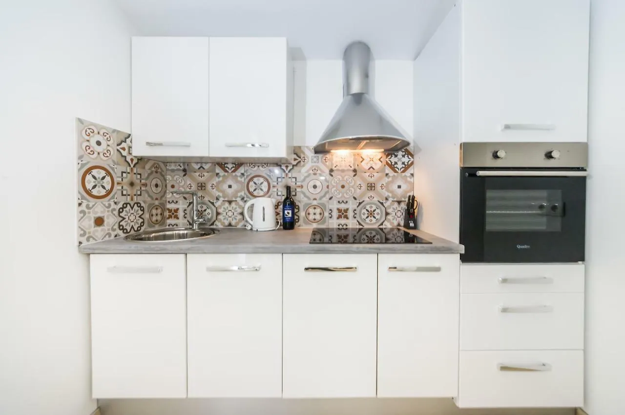 זאדאר Apartments Maras 0*,