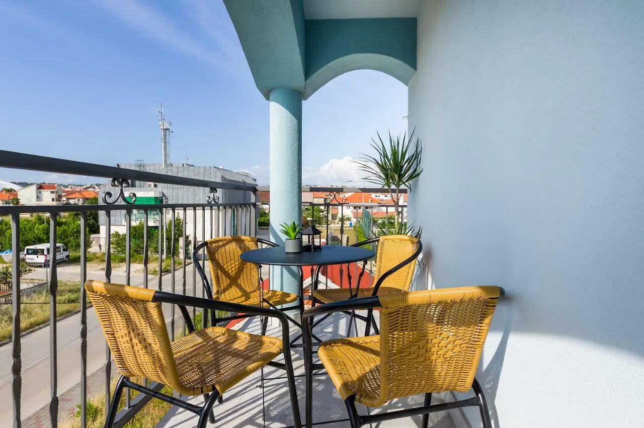 זאדאר Apartments Maras