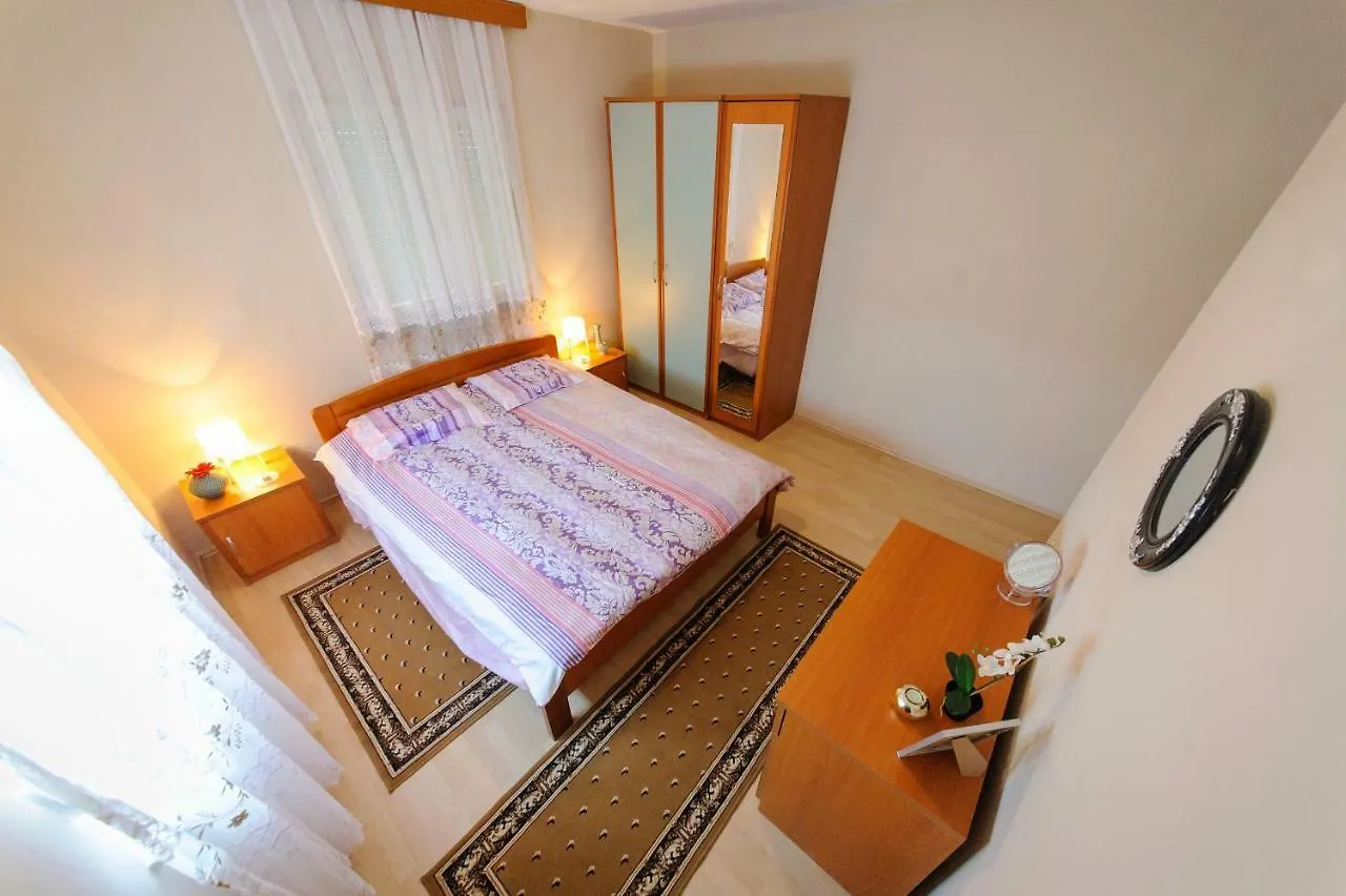 Apartments Maras Zadar
