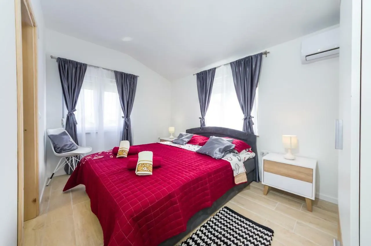 Apartments Maras Zadar